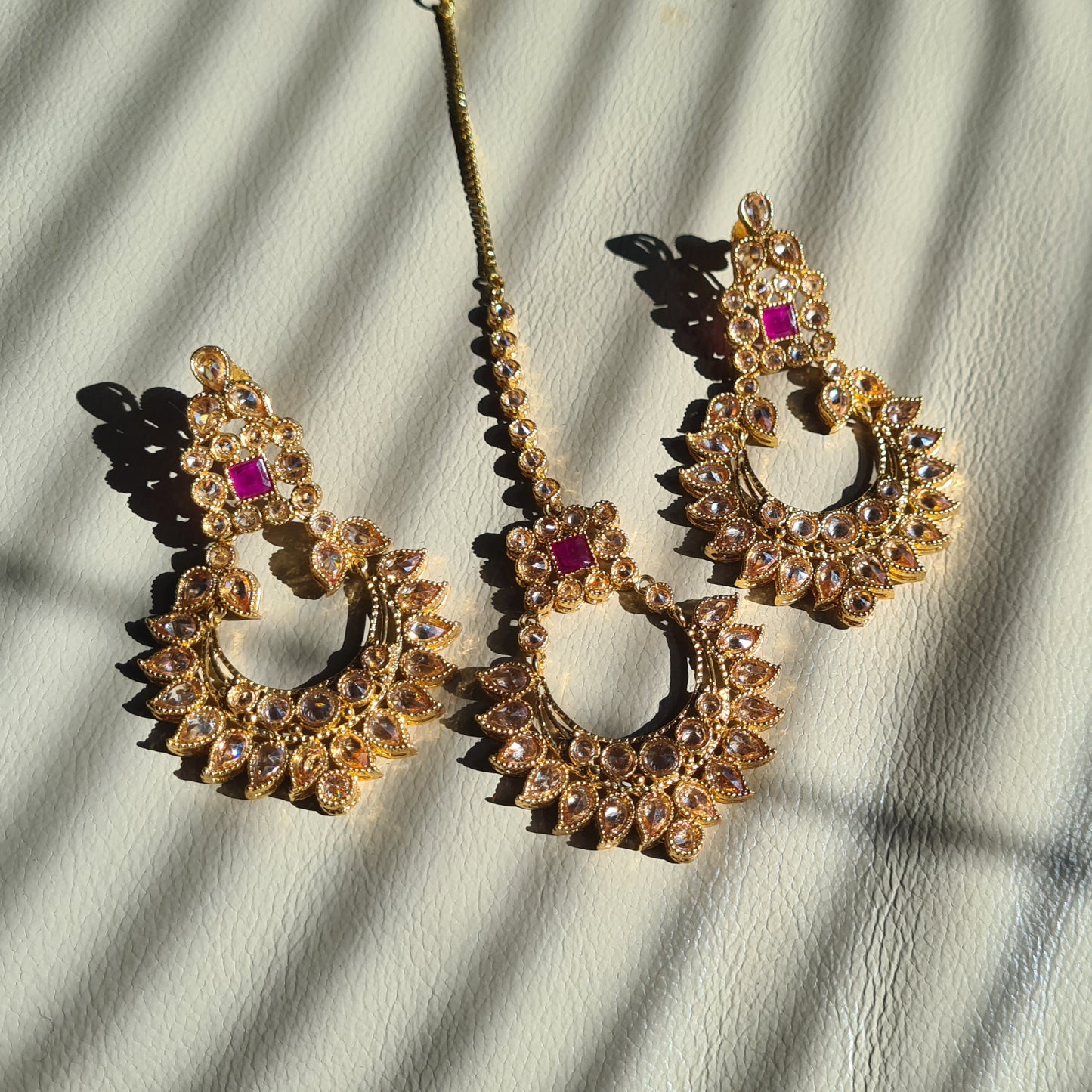 Magenta Earring and Maang Tikka Set